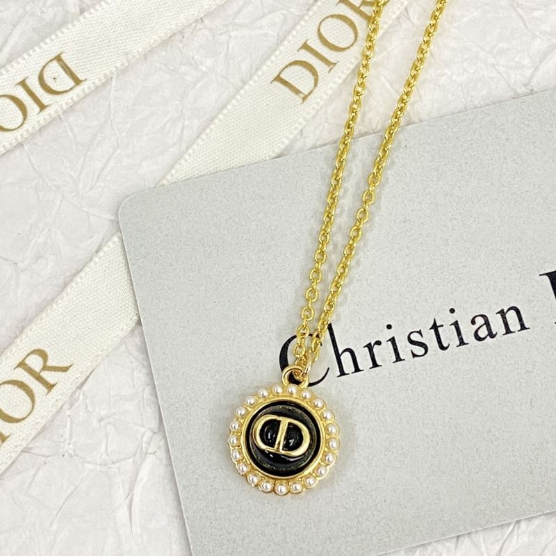 chr1st1an D10r necklaces